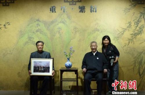 清明前夕30位南京大