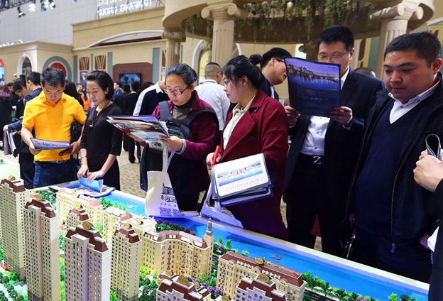 孟德功 重拳治理房地