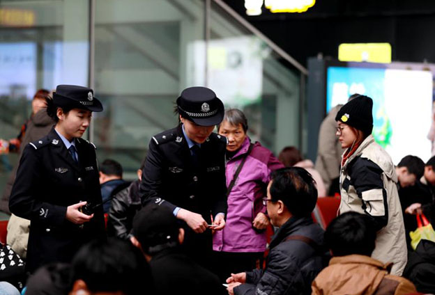 票贩子倒票技术手段翻新，呈现出一些新的特点。