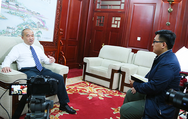 窦贤康 武汉大学校长