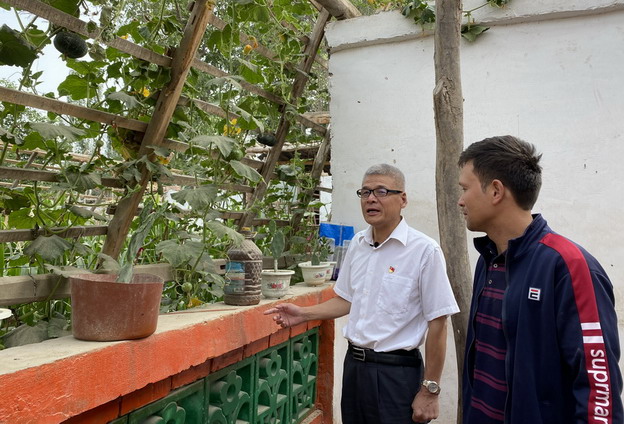 过去参与找矿‘会战’，如今投身脱贫‘会战’