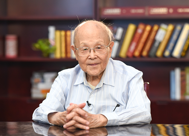 清华大学年龄最大的授