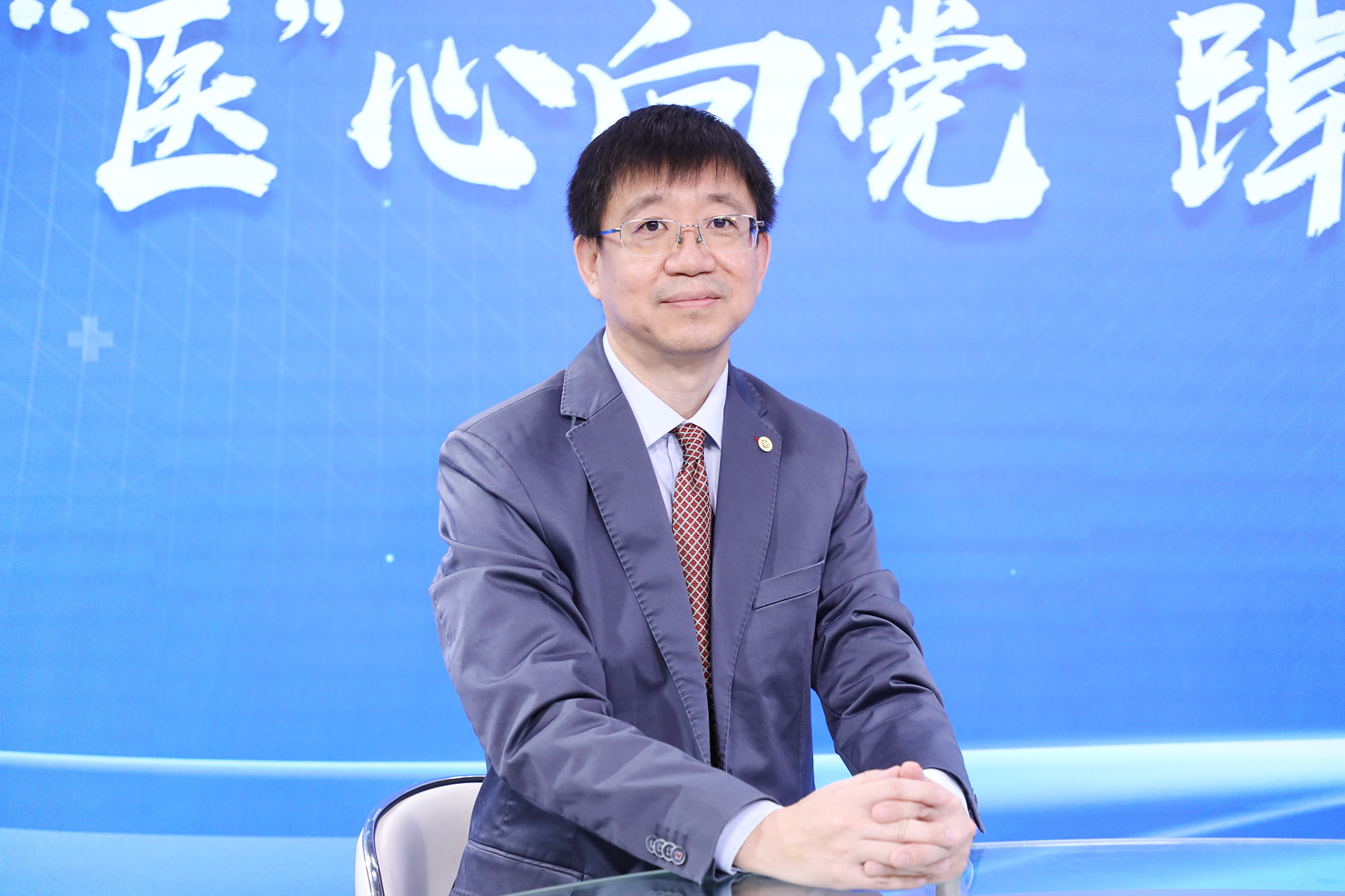 医学人文要做‘医患’和‘医医’两方面工作